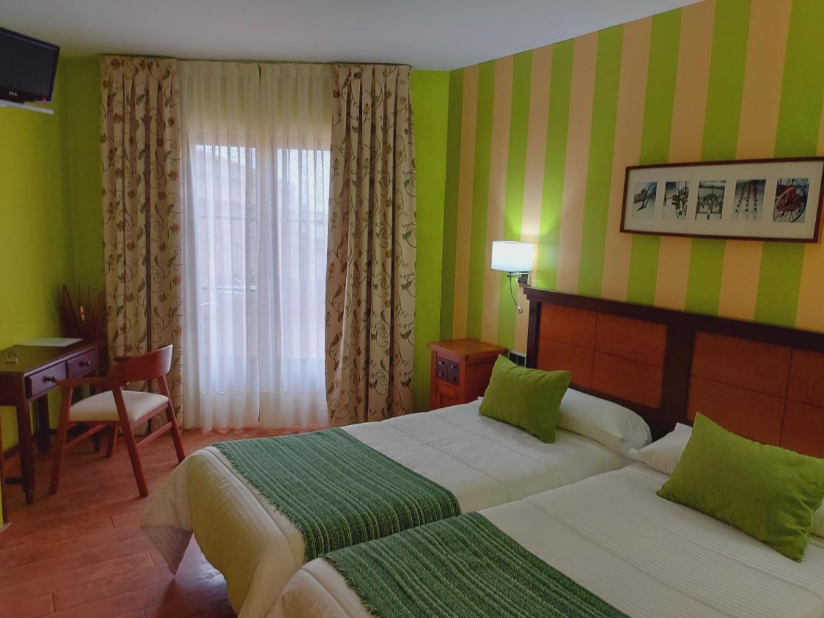 Hotel Rural Venta Del Alon Villalon de Campos Bagian luar foto